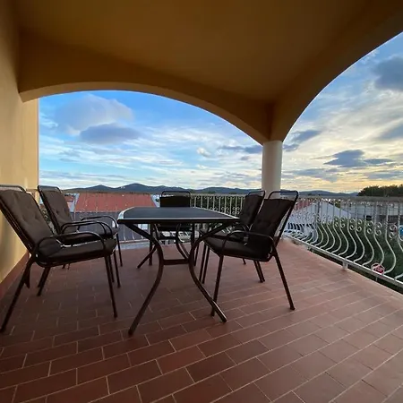 Stajcer Apartman *